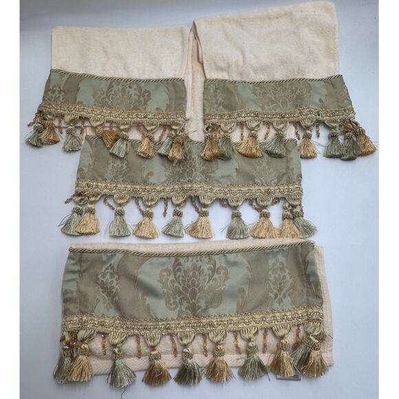 Croscill Home · Damask Hand Towel Set · Sage Gold Tassel Beaded Trim - Picture 1 of 8